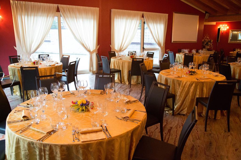 Hotel San Martino Darfo Boario Terme Exterior photo