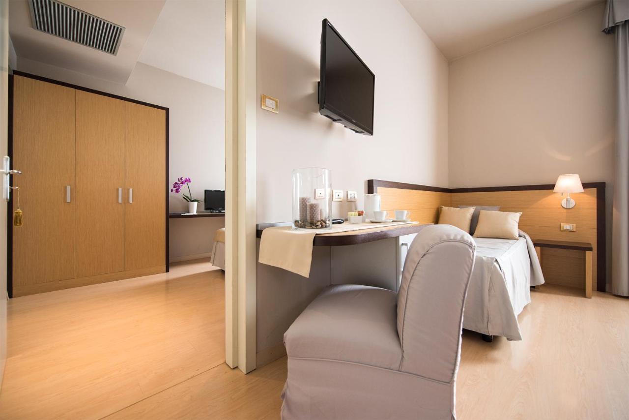 Hotel San Martino Darfo Boario Terme Exterior photo